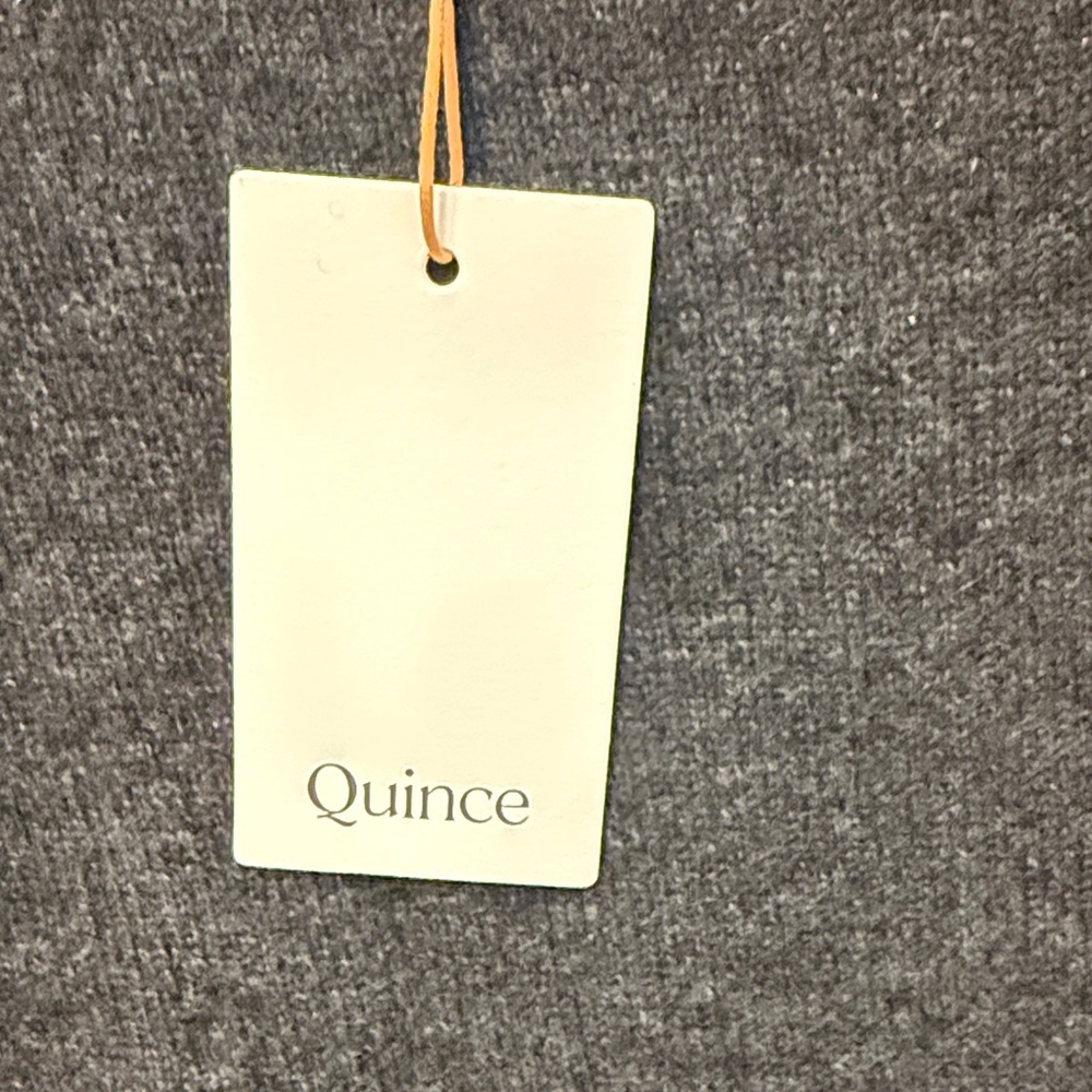 NWT Quince 100% Mongolian Cashmere Boatneck Sweater Heather Charcoal M - Picture 6 of 14